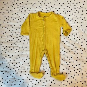 Gently used Kyte Baby Footie [NB - Pineapple]